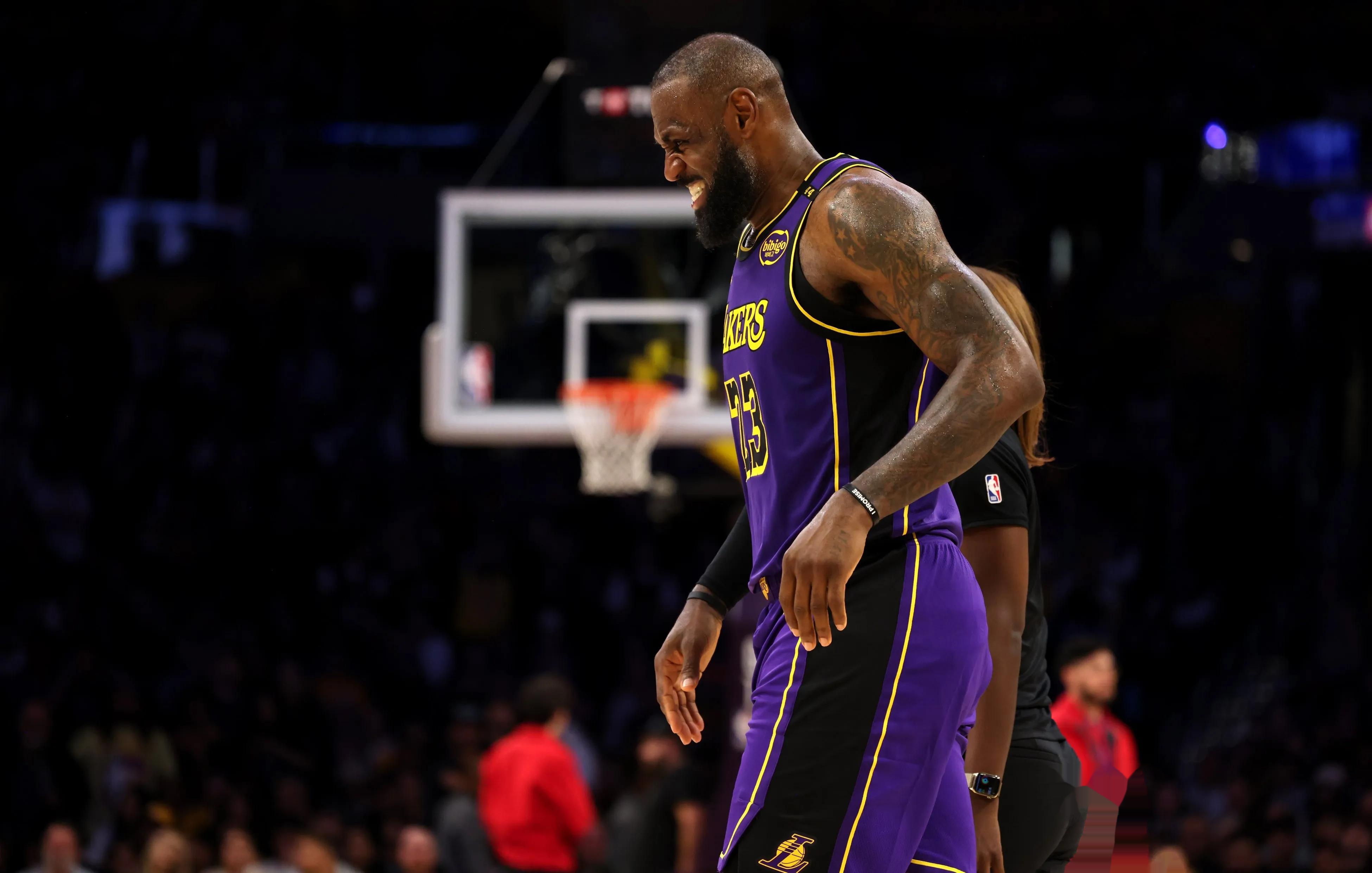 重返狼队？特劳雷或成救主！英超副班长向昔日功臣伸出橄榄枝（英超垫底队递橄榄枝，狼队旧将特劳雷或回归救火）