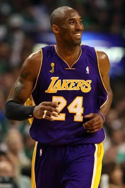 奋力反击！森林狼连投带罚轰出8-0攻击波 追到7分打回悬念（强势反扑！森林狼投篮罚球齐发打出8-0高潮 将分差缩至7分重燃悬念）