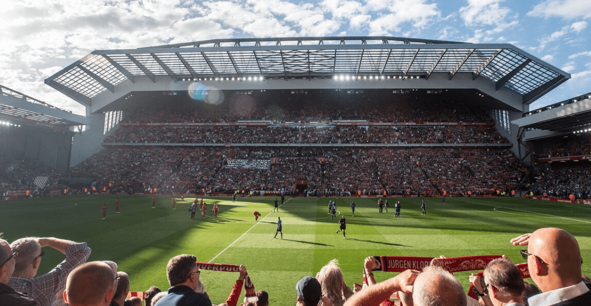 前巴萨门将：亚马尔是位天赋异禀的球员，但他需要向梅罗学习（前巴萨门神：亚马尔天赋出众，仍需向梅罗看齐）