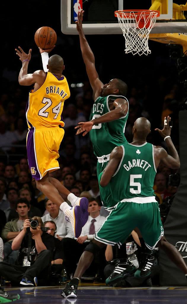 紧追不舍！姆巴佩本赛季联赛打进15球，五大联赛仅次哈兰德（火力全开！姆巴佩本季联赛已进15球，五大联赛仅逊哈兰德）