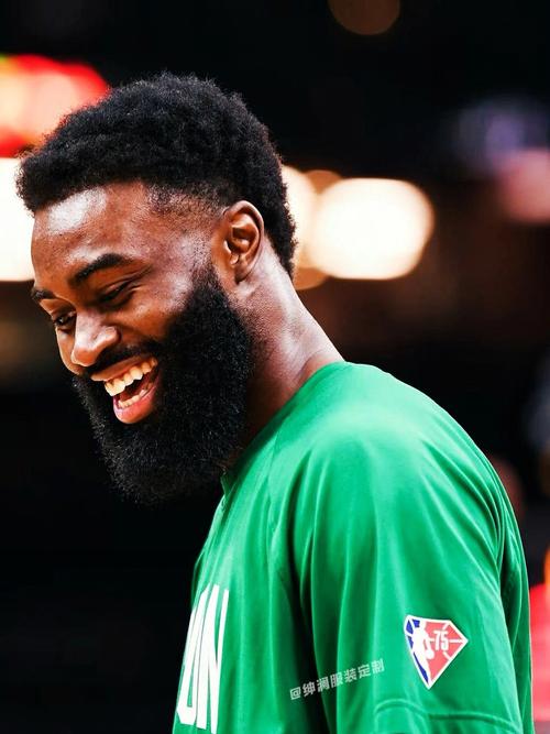 除升班马外，那不勒斯是五大联赛唯一2025年主场不败球队（2025年五大联赛主场不败队仅那不勒斯，升班马除外）