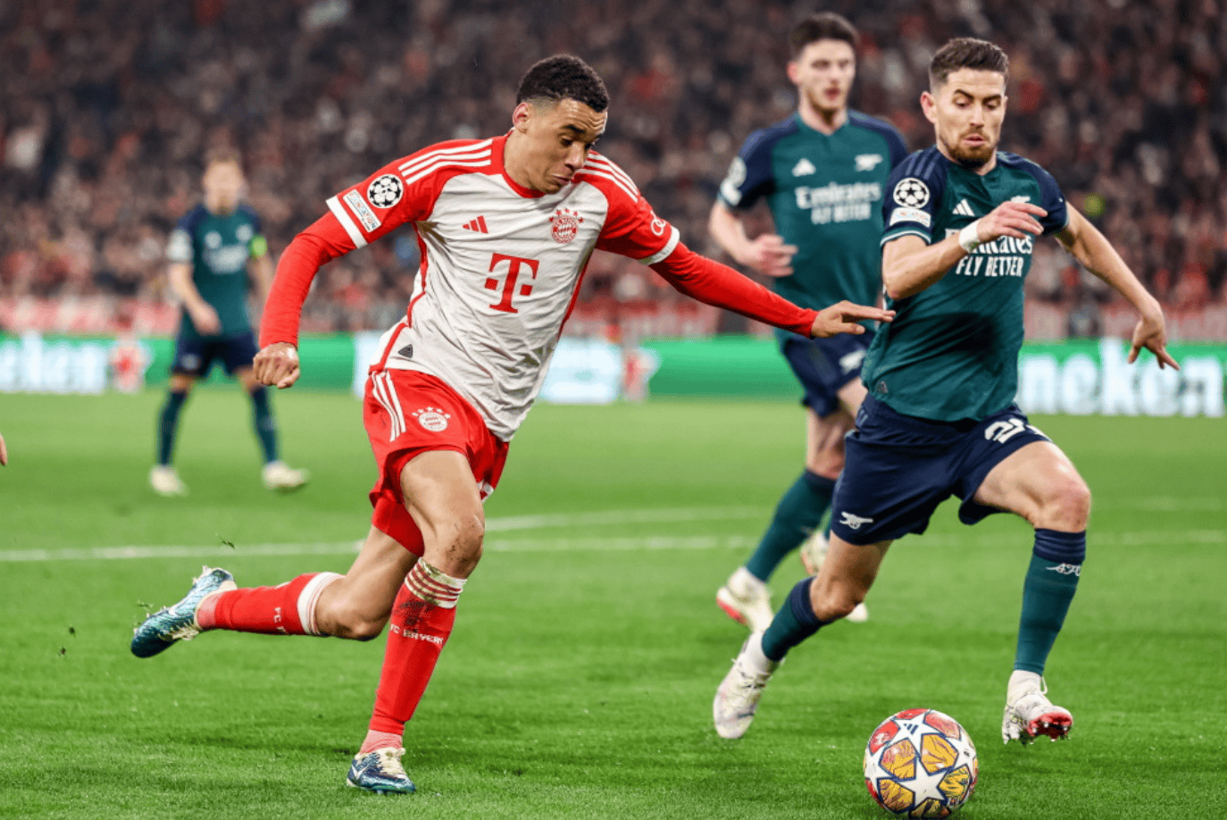 足球中超高层会议召开，讨论联赛未来（中超高层召开会议，研议联赛未来走向）