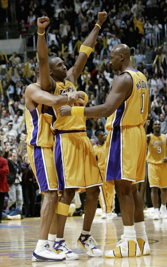 WNBA赛季赛程公布，各队积极备战（WNBA新赛季赛程出炉，球队纷纷备战）