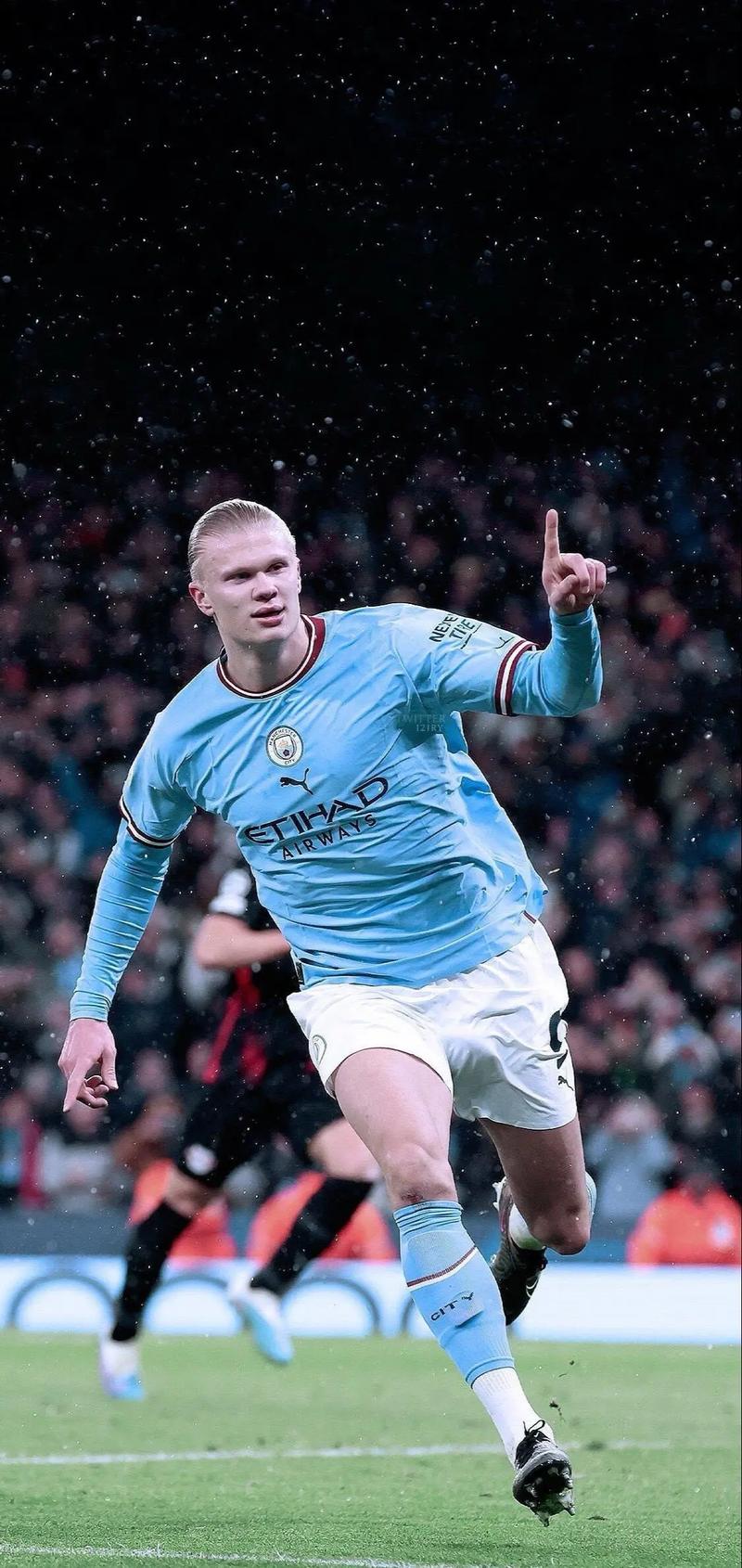 全市场：替补出场表现优异，巴图里纳是尼科-帕斯离队后的首选（全市场：替补高光，尼科-帕斯离队后巴图里纳成第一选择）