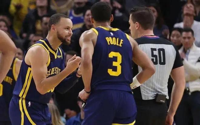 阿坎吉：踢利物浦不会让我有额外动力，但我高兴再次面对他们（阿坎吉：对阵利物浦不增额外动力，但很高兴再度交锋）