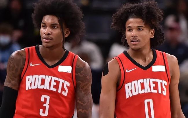 法媒：阿尔及利亚足协希望能在近期征召姆巴佩的弟弟埃唐（法媒：阿尔及利亚足协计划在近期召入姆巴佩的弟弟埃唐）