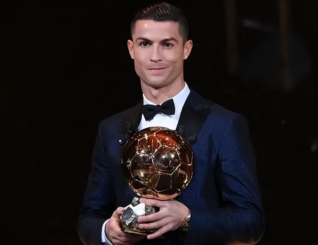 C罗晒与特朗普合照：感谢总统先生的邀请和热情欢迎（C罗分享与特朗普合影：感谢总统的邀请与热情接待）